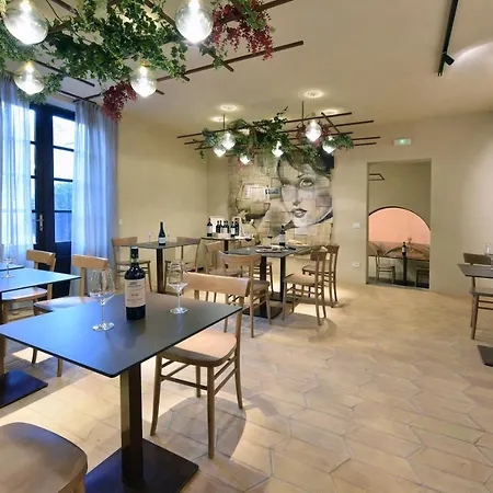 Cascina La Badia 4* 몬테그로소 다스티