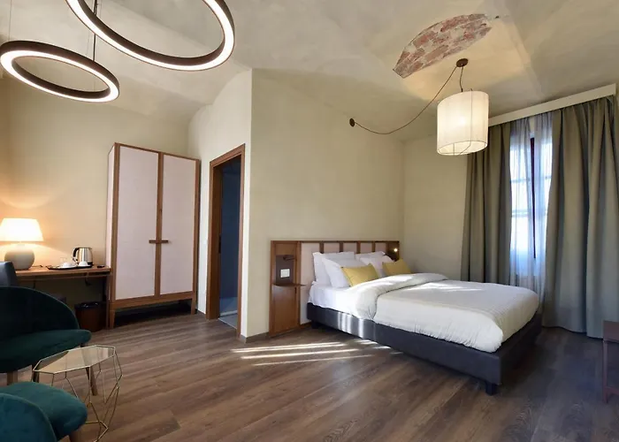 Oda ve Kahvaltı Cascina La Badia Montegrosso dʼAsti